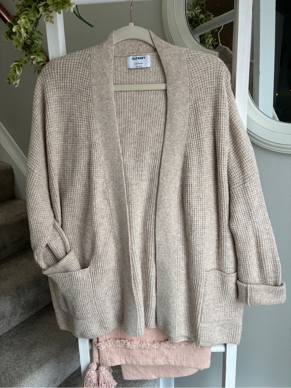Old Navy Beige Cardigan - Size L